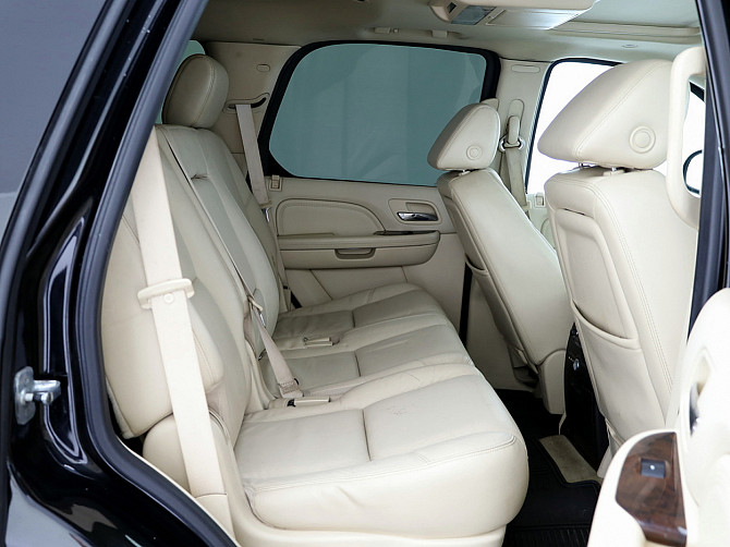 Cadillac Escalade Luxury LPG ATM 6.2 301kW Tallina - foto 6