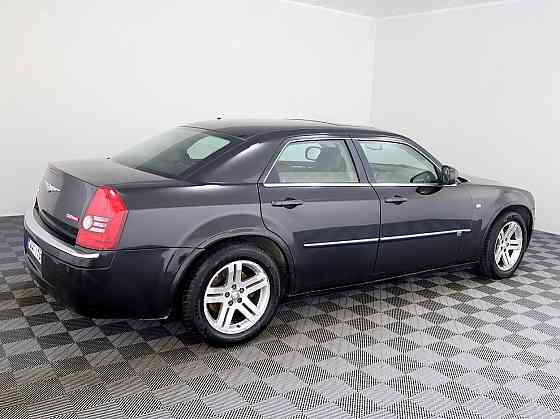 Chrysler 300 C SRT Design 3.0 CRD 155kW Tallina
