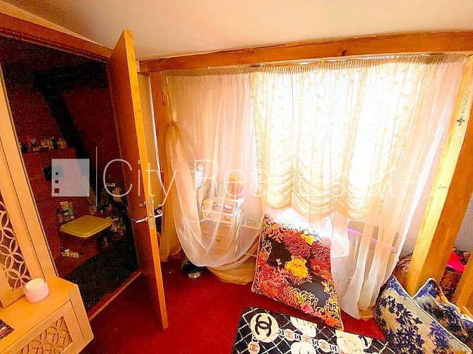 Fasādes māja, restaurēta māja, ieeja no ielas un pagalma, ir lifts, balkons, logi vērsti Rīga - foto 8