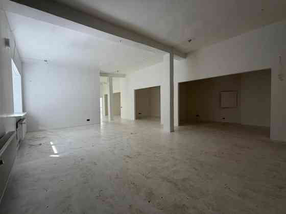 Сдаются светлые офисные помещения в индустриальном стиле. В помещениях есть как Rīga