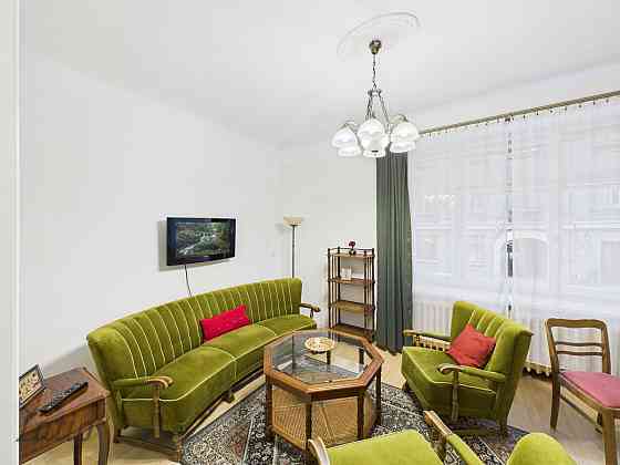 Izīrē mājīgu un gaumīgi iekārtotu dzīvokli Baznīcas ielā.
Atklājiet savu jauno mājvietu pašā Rīgas s Рига