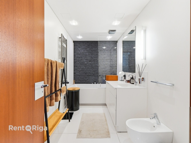 Pārdod ar gaumi iekārtotu dzīvokli vienā no Rīgas izsmalcinātākajiem dzīvojamiem Rīga - foto 9