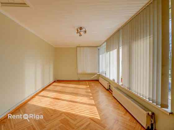 Продается инвестиционная недвижимость в Елгаве  стабильная коммерческая Jelgava un novads