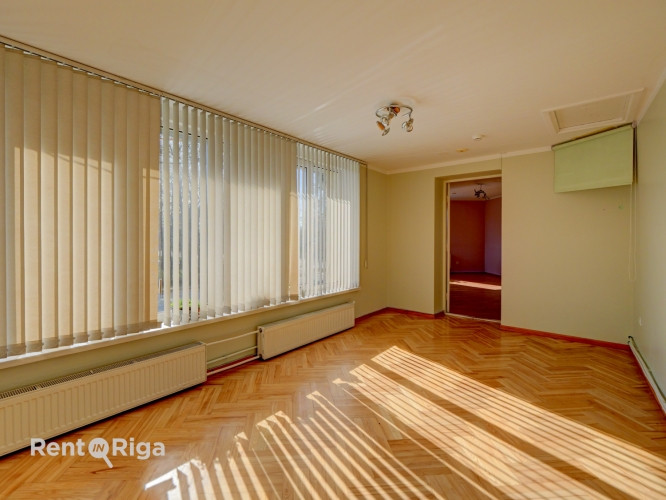 Piedāvājumā investīciju objekts Jelgavā - stabils komercīpašums ar esošu naudas plūsmu un Jelgava un novads - foto 3