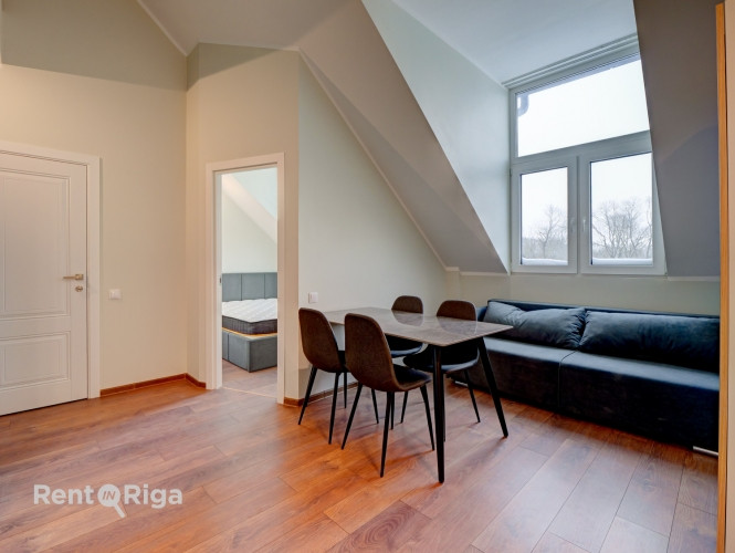 Pieejams unikāls mansarda tipa dzīvoklis jaunajā projektā Katoļu ielā 11  ar augstvērtīgu Rīga - foto 1