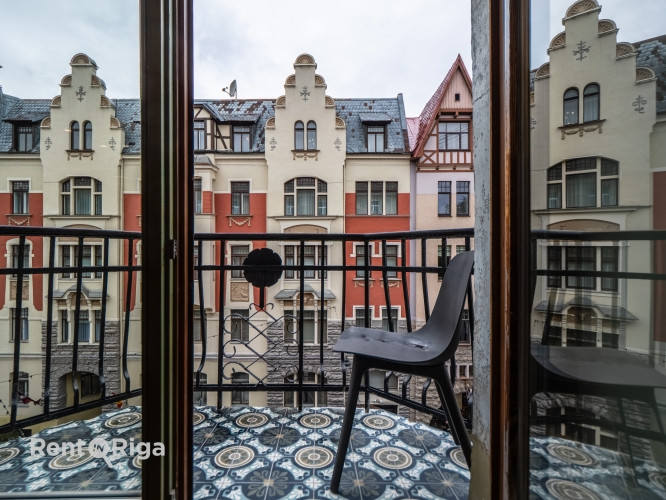 Plašs un gaišs dzīvoklis vēsturiskā ēkā pašā Rīgas sirdī  Dzīvoklis atrodas skaisti vēsturiskā ēkā p Рига - изображение 8