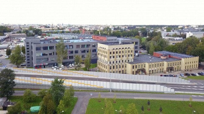 Telpas sporta nodarbībām.  Iznomā daļu no sporta zāles ar atsevišķu ieeju no pagalma puses, Rīga - foto 1