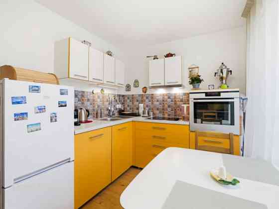 Расположение объекта недвижимости позволяет ежедневно наслаждаться свежим Jūrmala