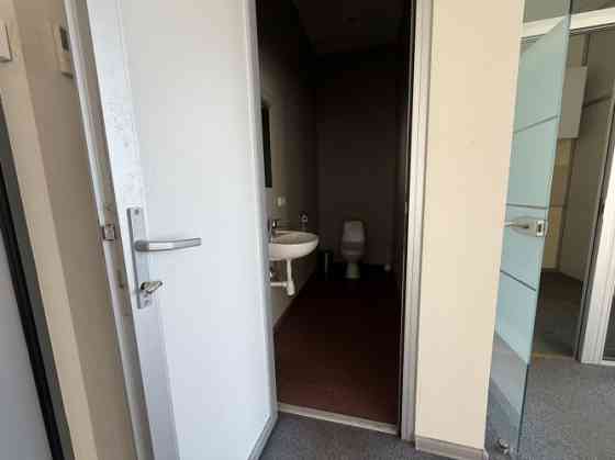 Сдаются офисные помещения, которые будут отремонтированы по запросу. Очень Rīga