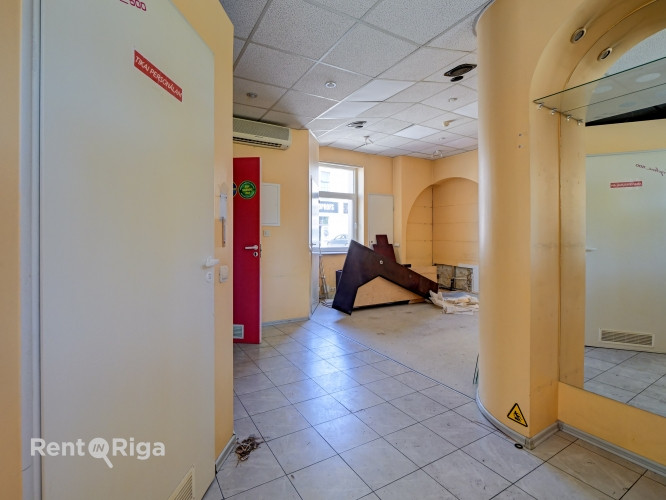 Аренда коммерческого помещения на 1-м этаже фасадного здания в Югле. Рига - изображение 7
