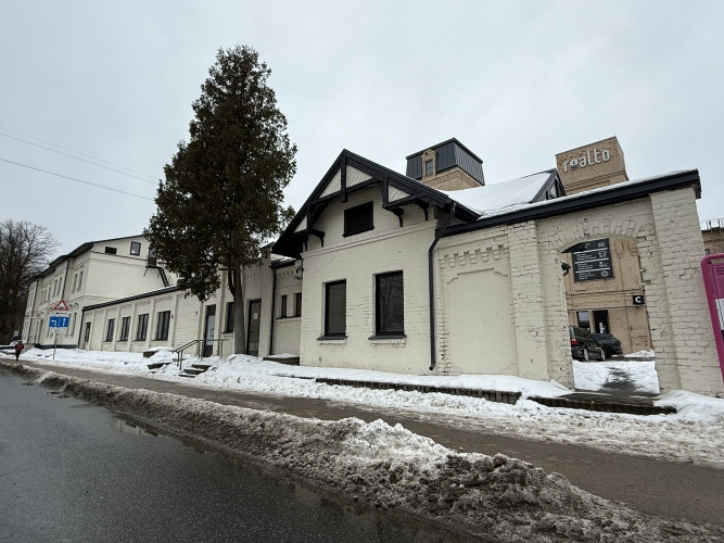 Iznomā komerctelpas 1. stāvā fasādes ēkā Juglā.  Piedāvājumā komerctelpas pirmajā Rīga - foto 1