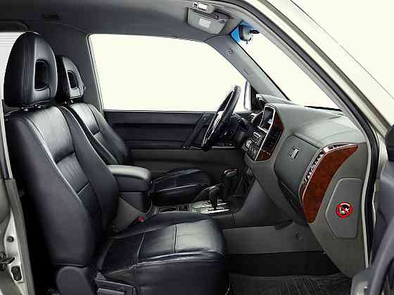 Mitsubishi Pajero Luxury ATM 3.2 DI-D 118kW Таллин