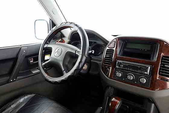 Mitsubishi Pajero Luxury ATM 3.2 DI-D 118kW Таллин