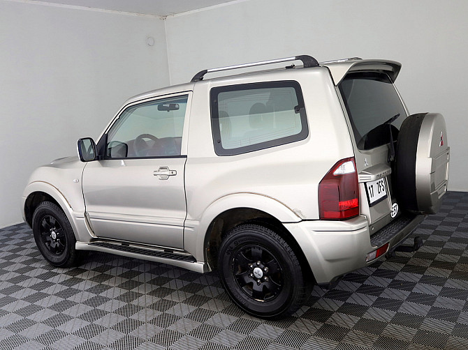 Mitsubishi Pajero Luxury ATM 3.2 DI-D 118kW Таллин - изображение 4