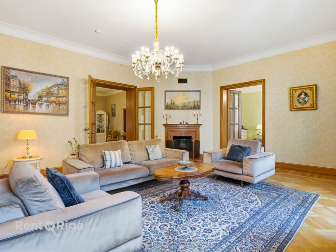 Izsmalcināts franču stila dzīvoklis vēstniecību rajonā ar privāto garāžu.   Šis īpašums Rīga - foto 7