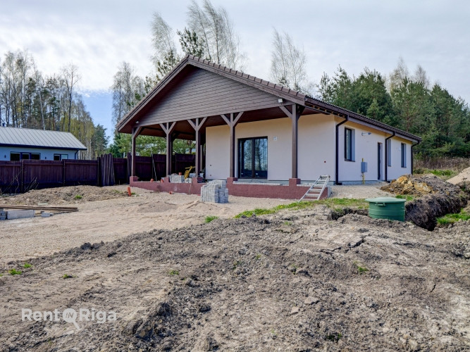 Izīrē jaunuzceltu māju netālu no Ķekavas centra!  Piedāvājumā gaiša un moderna Ķekavas pagasts - foto 1