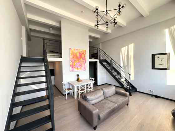 Квартира в стиле лофт в жилом комплексе "Kalnciema Quarter Residence", Агенскалнс  Планировка: Rīga