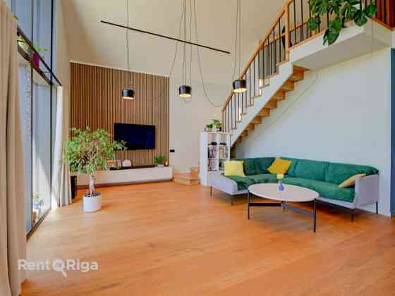 Сдаётся современный новый дом в Саласпилсе с солнечными панелями!  Предлагается Salaspils