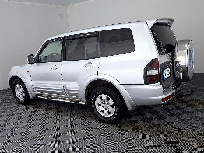 Mitsubishi Pajero Luxury ATM 3.2 DI-D 121kW Таллин - изображение 4