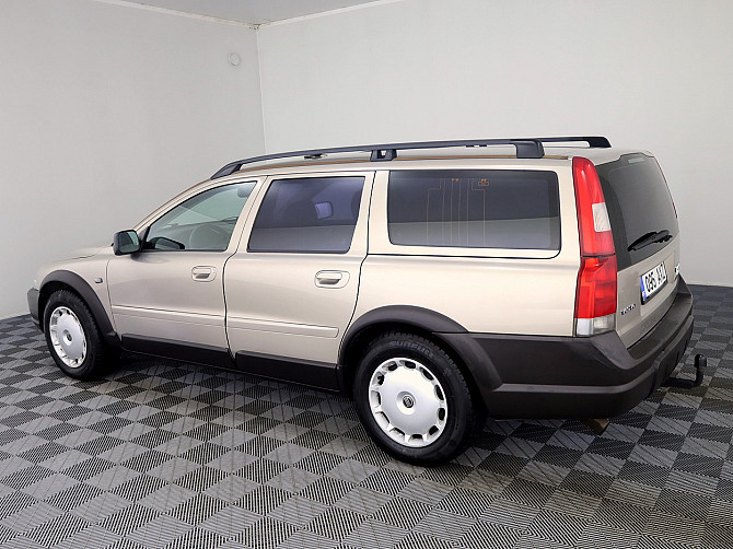 Volvo XC70 Summum AWD ATM 2.4 147kW Tallina - foto 4