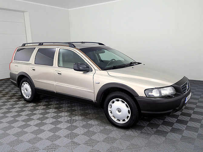 Volvo XC70 Summum AWD ATM 2.4 147kW Tallina - foto 1