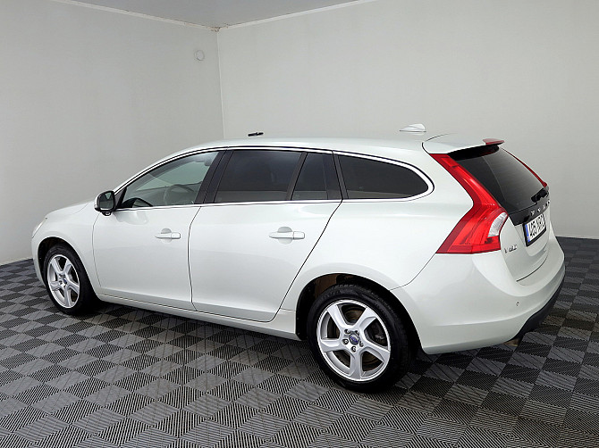 Volvo V60 Summum 2.0 D5 120kW Tallina - foto 4
