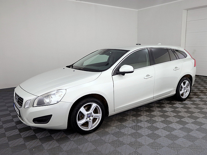 Volvo V60 Summum 2.0 D5 120kW Tallina - foto 2