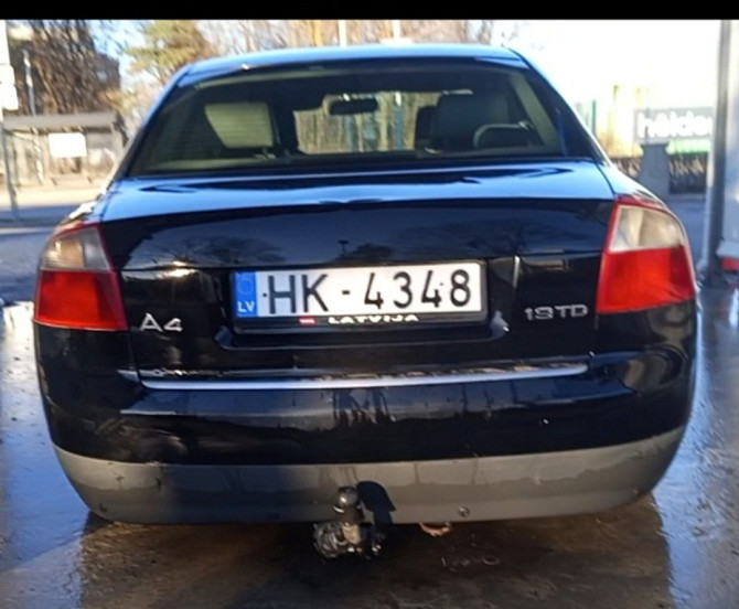 Audi A4 1.9 dizelis 2003 (cena runājama) | Steidzami! Pārdodu Audi A4 (2003) ļoti labā tehniskā... Rīga - foto 3