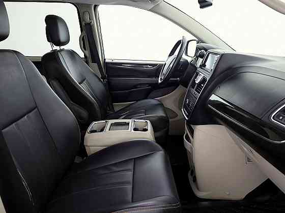 Chrysler Town  Country Luxury Facelift 3.6 208kW Tallina