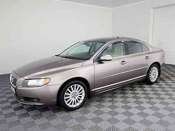 Volvo S80 Summum 2.4 D5 136kW Таллин