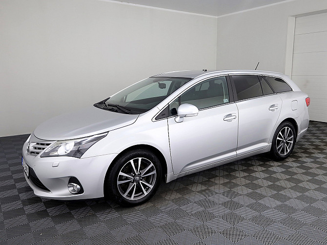 Toyota Avensis Linea Sol Facelift ATM 2.2 D-CAT 110kW Tallina - foto 2