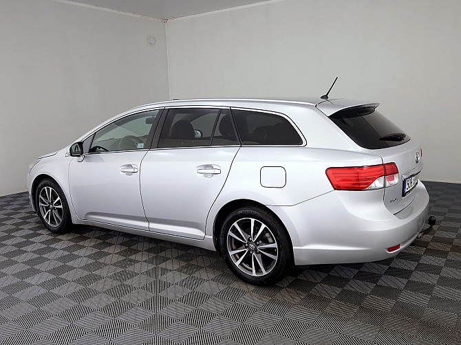 Toyota Avensis Linea Sol Facelift ATM 2.2 D-CAT 110kW Tallina - foto 4