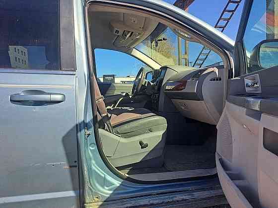Chrysler Grand Voyager Luxury LPG ATM 3.8 142kW Tallina
