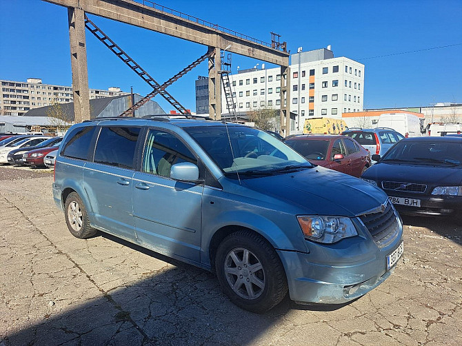 Chrysler Grand Voyager Luxury LPG ATM 3.8 142kW Tallina - foto 1