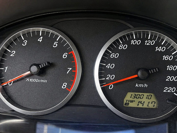 Pārdodu Mazda 2 (2005) – praktisks un uzticams auto ikdienas lietošanai. Lieliski piemērots gan... Rīga - foto 6