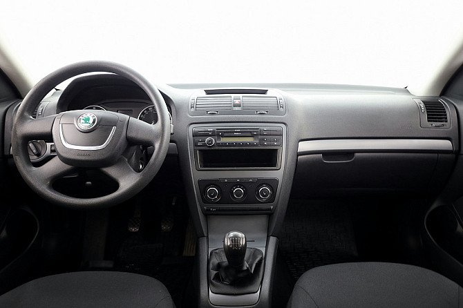 Skoda Octavia Comfortline Facelift 1.2 77kW Таллин - изображение 5