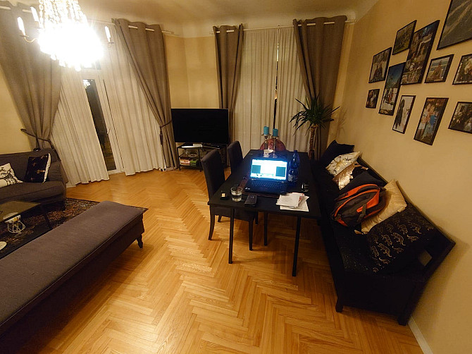 Pārdod 2 istabu dzīvokli Rīgas centrā, kapitālā Staļina laika ēkā.
62 m², 4. stāvs, divas... Рига - изображение 3