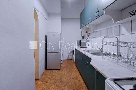 Дом во дворе, охраняемый двор, вход со двора, лифт, кухня, центральное отопление, Рига