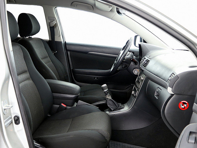 Toyota Avensis Linea Sol Facelift 2.2 D-CAT 130kW Таллин - изображение 6
