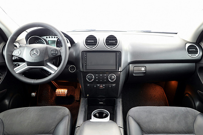 Mercedes-Benz ML 300 Luxury Facelift ATM 3.0 CDI 140kW Таллин - изображение 5