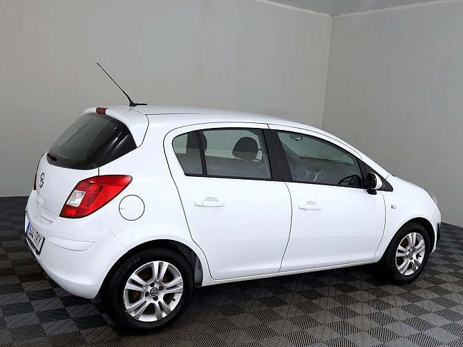 Opel Corsa Facelift 1.2 63kW Таллин - изображение 3