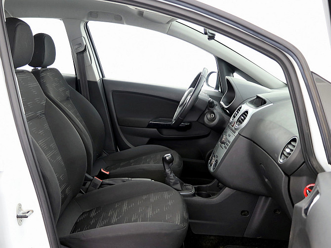 Opel Corsa Facelift 1.2 63kW Таллин - изображение 6