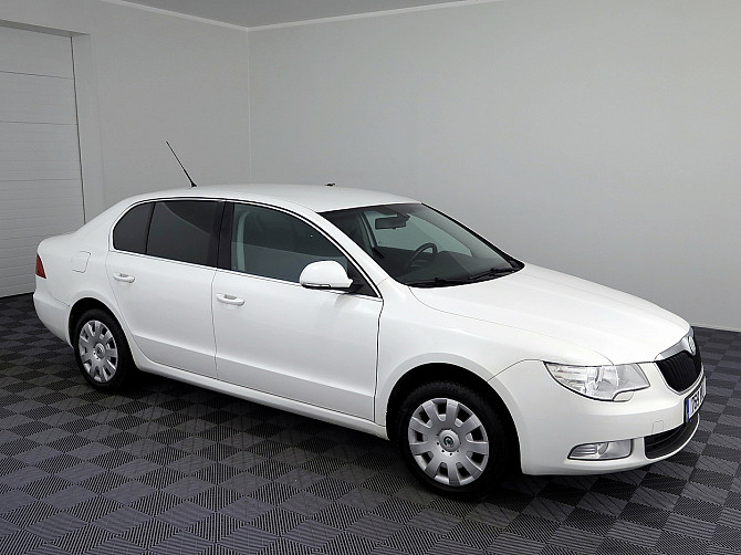 Skoda Superb Comfortline 1.8 118kW Таллин - изображение 1