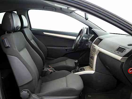Opel Astra GTC Sport 1.6 85kW Таллин