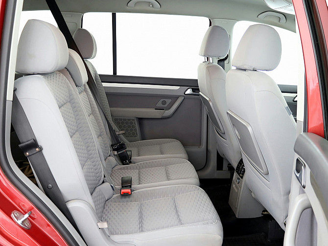 Volkswagen Touran Comfortline Facelift 1.9 TDI 77kW Tallina - foto 7