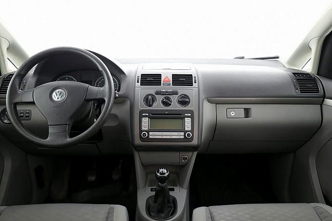 Volkswagen Touran Comfortline Facelift 1.9 TDI 77kW Tallina - foto 5