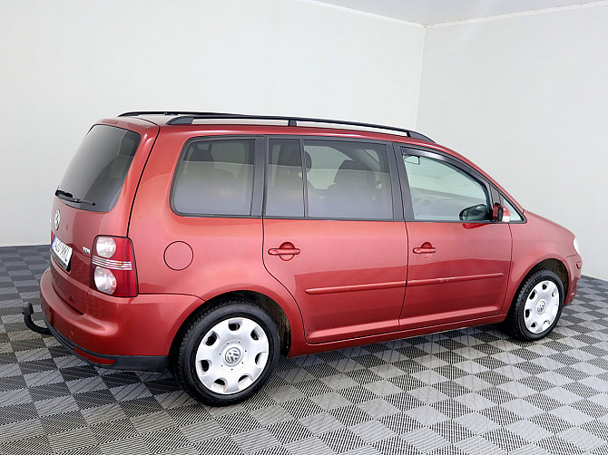 Volkswagen Touran Comfortline Facelift 1.9 TDI 77kW Tallina - foto 3