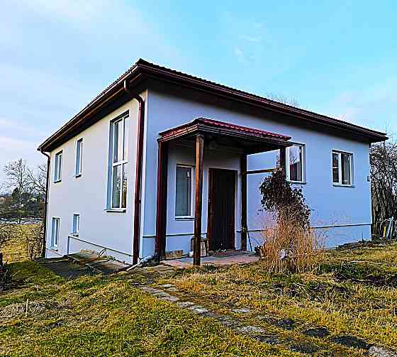 Продаётся дом в Огре, улица Нельку Лашупес Площадь дома: 174 м² Участок: 6 соток... Огре