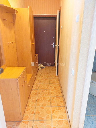 Fasādes māja, ķieģeļu mūra sienas, labiekārtots apzaļumots pagalms, kāpņu telpa pēc Tukums un novads - foto 17