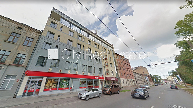 Jaunceltne, fasādes māja, ieeja no ielas, ir lifts, kāpņu telpa pēc kosmētiskā remonta, Rīga - foto 20